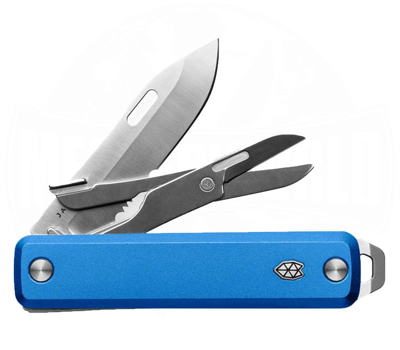 The Ellis Cerulean Serrated